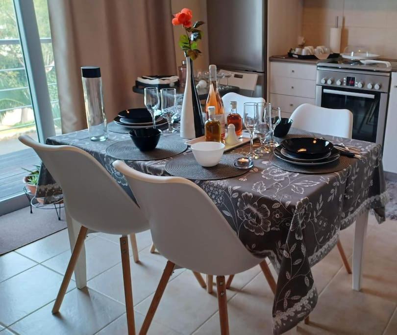 Apartament Mini *